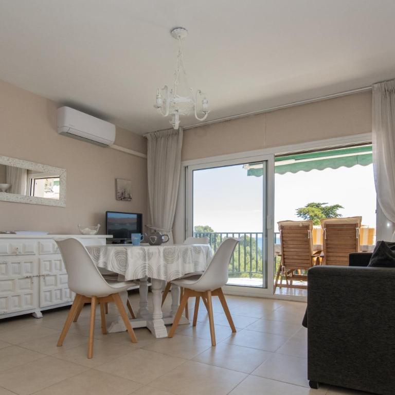Rentalmar Cataluña - Ancora - Apartamento de 2 dormitorios - 10