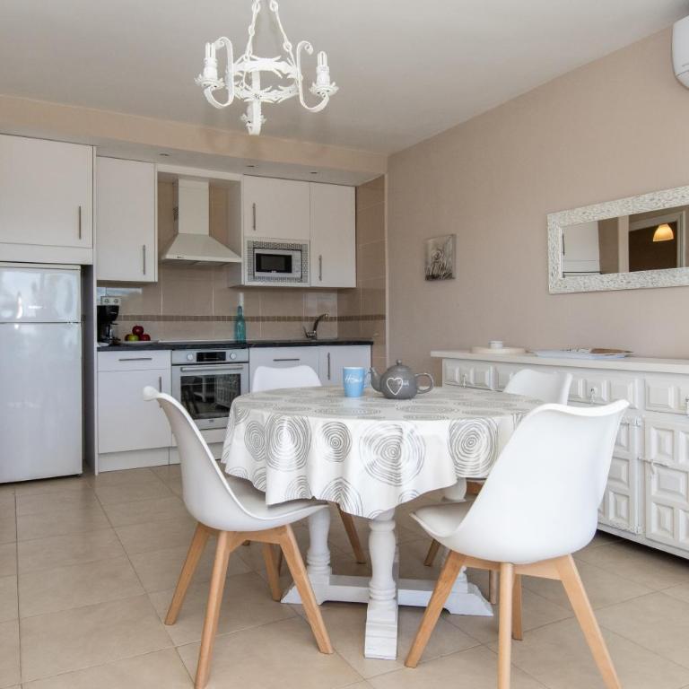 Rentalmar Cataluña - Ancora - Apartamento de 2 dormitorios - 8