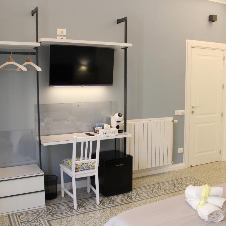Casa Granatelli - Double Room with Balcony - 2