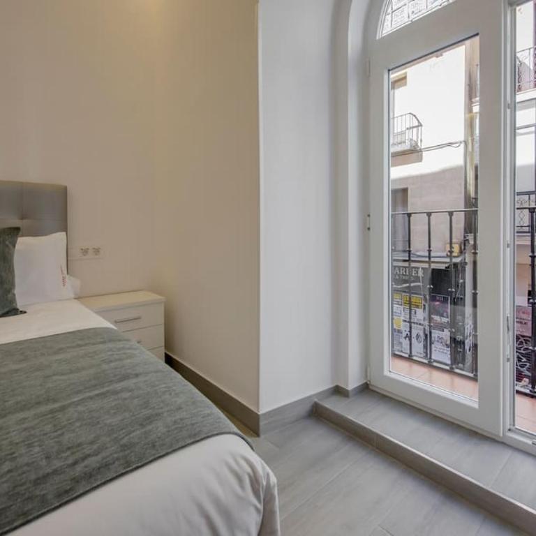 SUARA Apartamentos 2 - One-Bedroom Apartment - 4