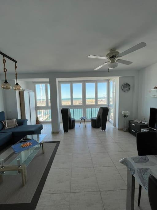 Apartamento céntrico con vistas espectaculares - Apartamento de 2 dormitorios - 12