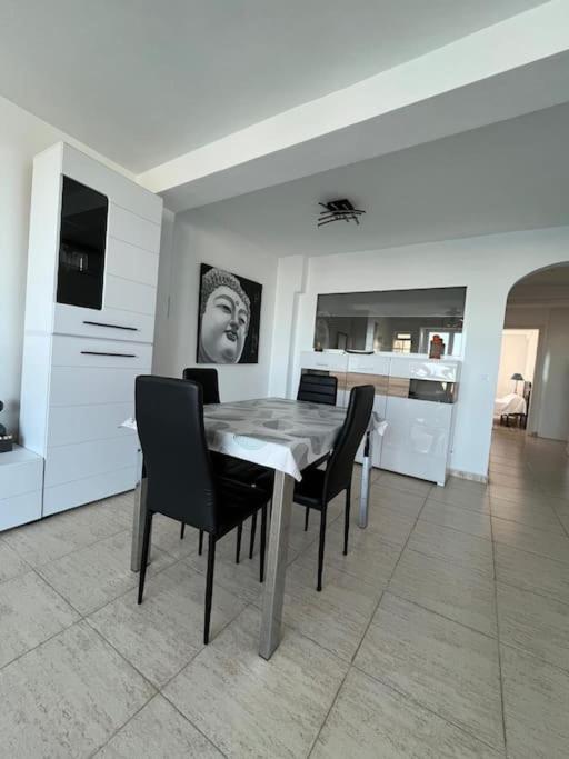 Apartamento céntrico con vistas espectaculares - Apartamento de 2 dormitorios - 17