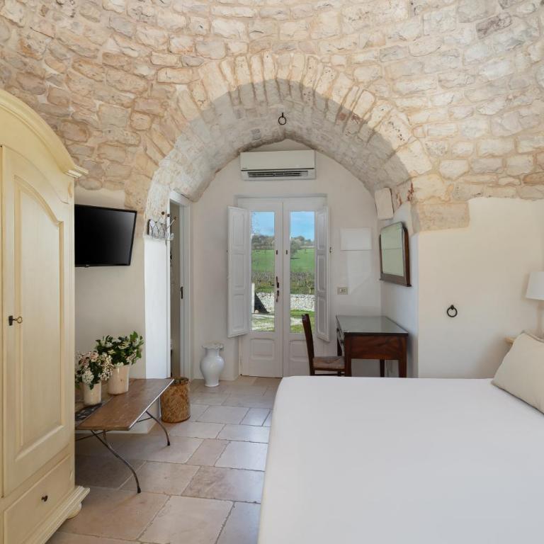 Agriturismo Masseria Aprile - Trullo con 2 Camere da Letto e Vista Giardino - 4