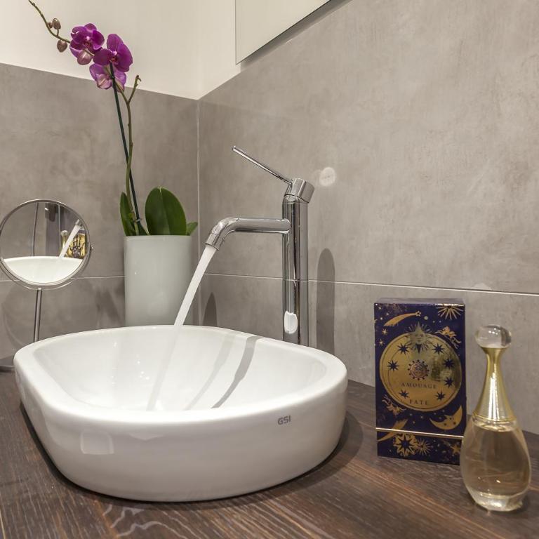 St. George's Vatican Suites - Double Room - 4