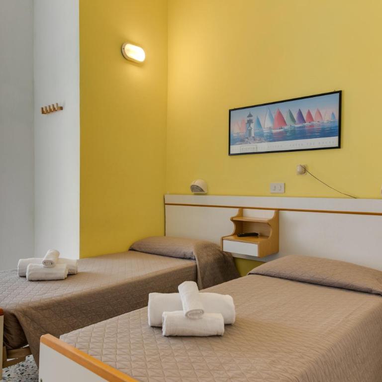 Hotel Villa Merope Room Only and free Coffee - Camera Matrimoniale/Doppia con Letti Singoli - 7