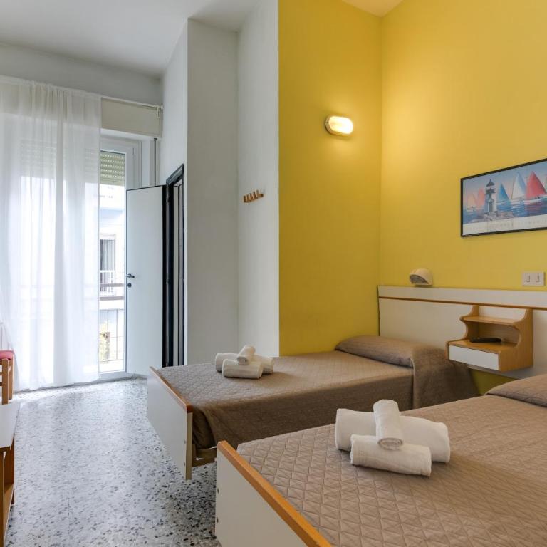 Hotel Villa Merope Room Only and free Coffee - Camera Economy Matrimoniale/Doppia con Letti Singoli - 4