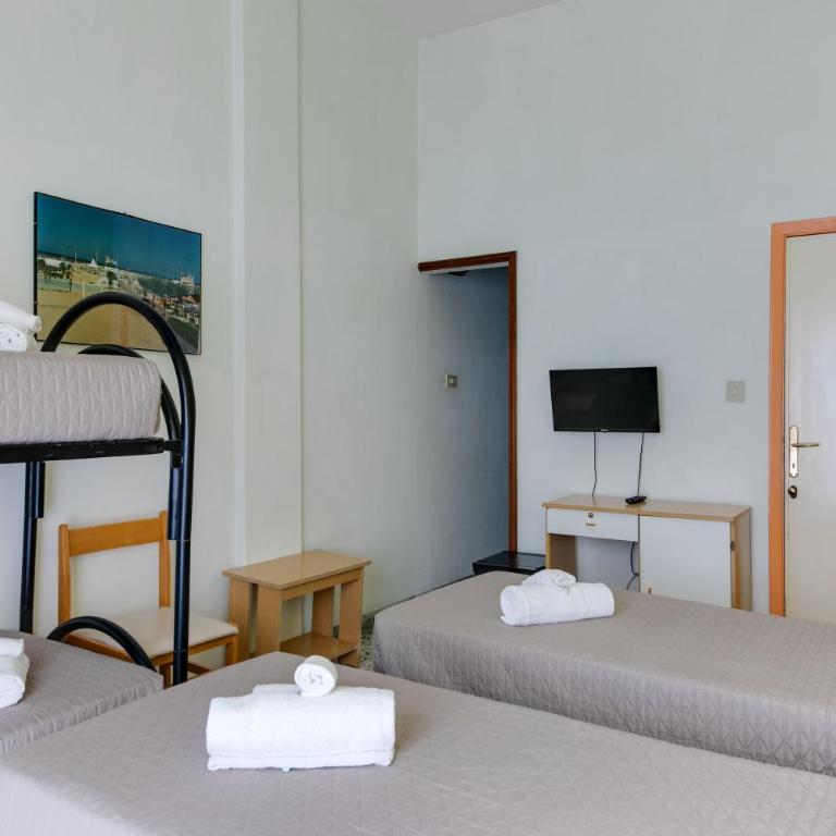 Hotel Villa Merope Room Only and free Coffee - Camera Quadrupla - 6