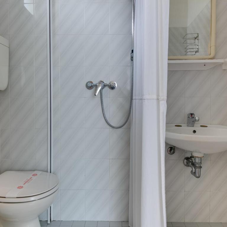 Hotel Villa Merope Room Only and free Coffee - Camera Matrimoniale/Doppia con Letti Singoli - 12