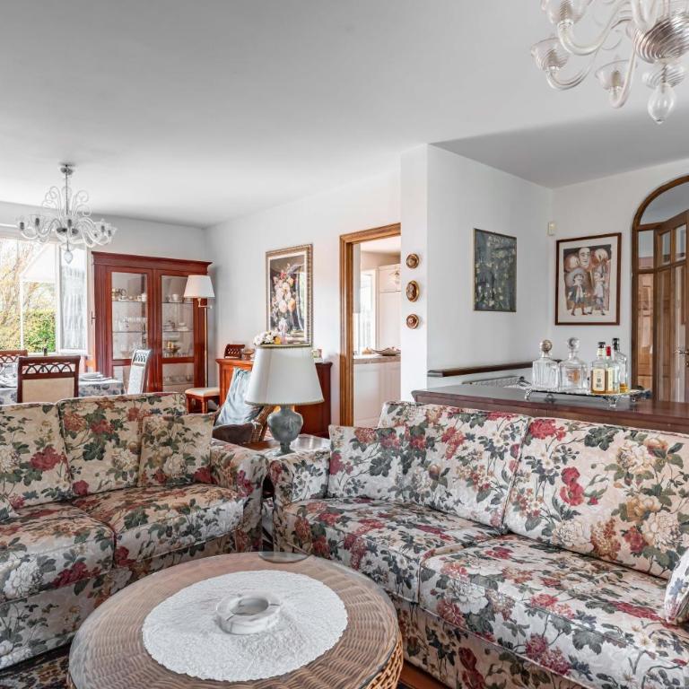 GuestHost - Ponte a Moriano Villa with Private Parking&Garden! - Two-Bedroom Villa - 3
