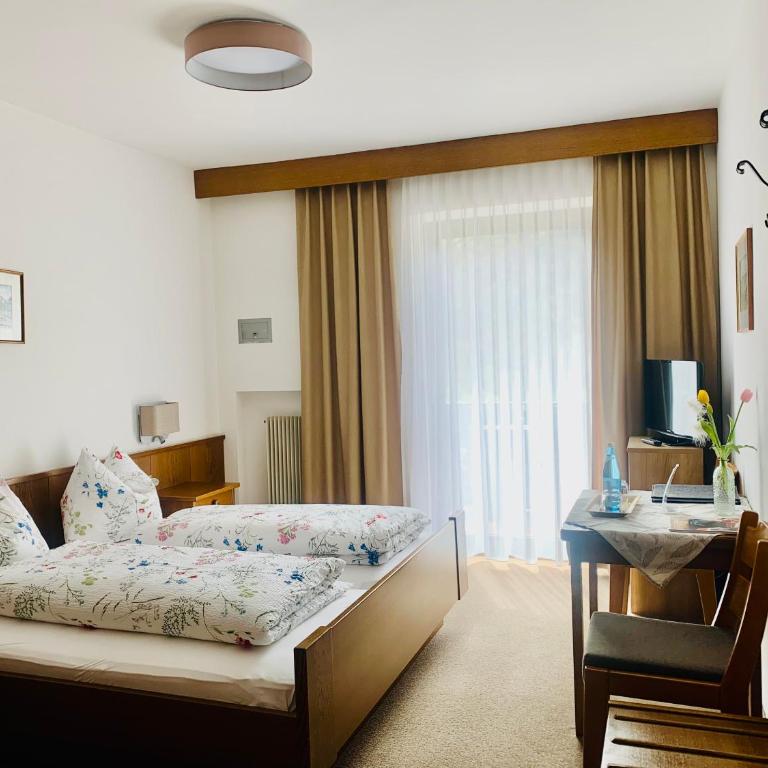 Tannerhof Bed & Breakfast - Camera Matrimoniale con Balcone - 1