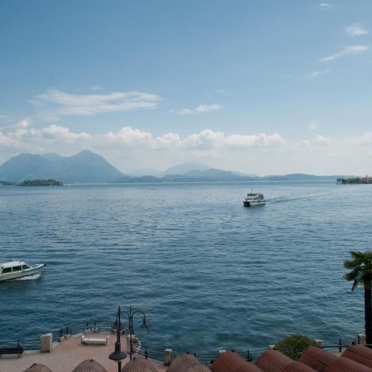 Hotel Eden - Camera Quadrupla con Vista Lago - 2