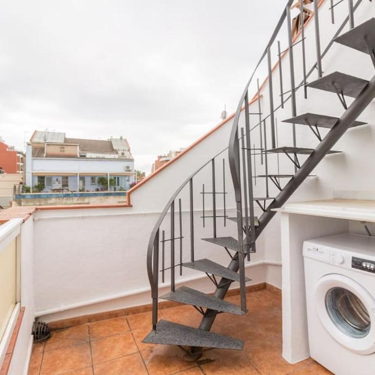 BeBarceloner Sant Andreu Apartments - Attic with terrace - One-Bedroom Apartment - 4