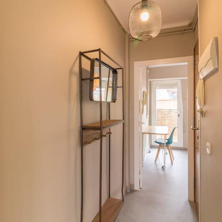 BeBarceloner Sant Andreu Apartments - Attic with terrace - One-Bedroom Apartment - 7