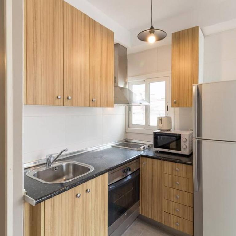 BeBarceloner Sant Andreu Apartments - Attic with terrace - One-Bedroom Apartment - 14
