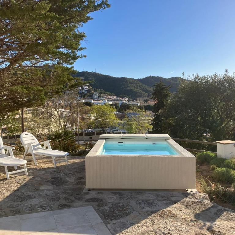 LETS HOLIDAYS Big House with Bbq and Dining Room Outside - Casa de 5 dormitorios - 10