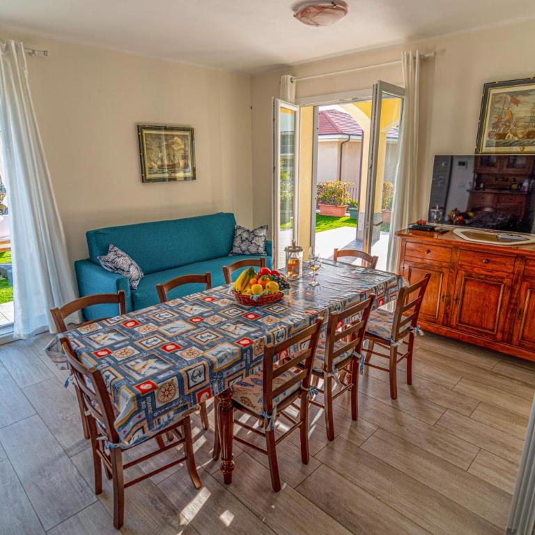 Villa Mimosa Diano Marina: exclusive use villa, garden, barbecue, 3 bedrooms and 3 bathrooms - Villa - 41