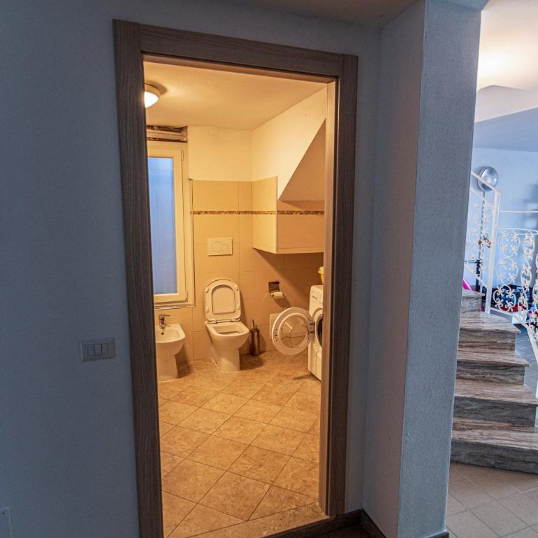 Villa Mimosa Diano Marina: exclusive use villa, garden, barbecue, 3 bedrooms and 3 bathrooms - Villa - 48