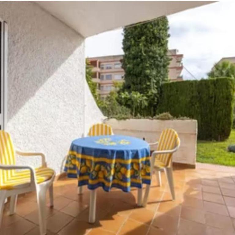 Semiadosado Alegría Jávea, recién reformado, cocina integrada a 300 metros de la playa - Apartamento de 1 dormitorio - 2
