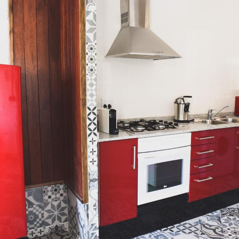 Valencia Apartamentos Goya - Three-Bedroom Apartment - 20