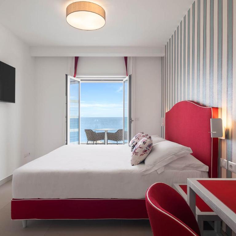 Seaside Hotel - Camera Matrimoniale Deluxe con Balcone e Vista Mare - 9