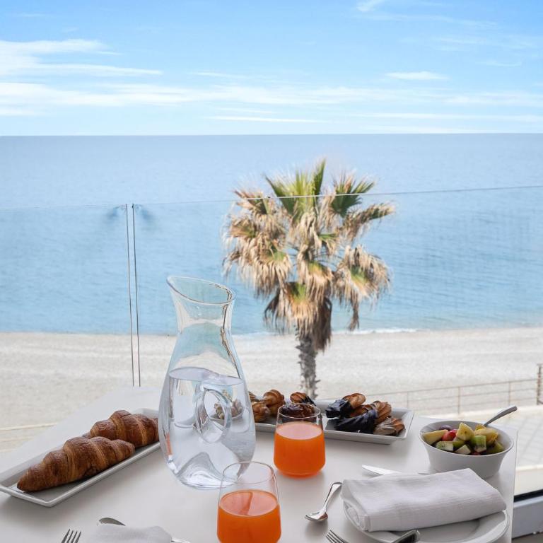Seaside Hotel - Camera Matrimoniale Deluxe con Balcone e Vista Mare - 8