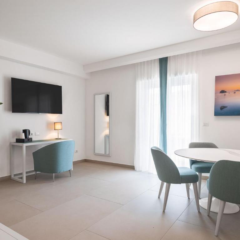 Seaside Hotel - Suite Standard - 5