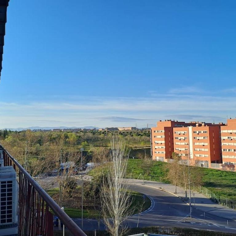 Acogedor loftcon garaje a 10min del aeropuerto e IFEMA - One-Bedroom Apartment - 11