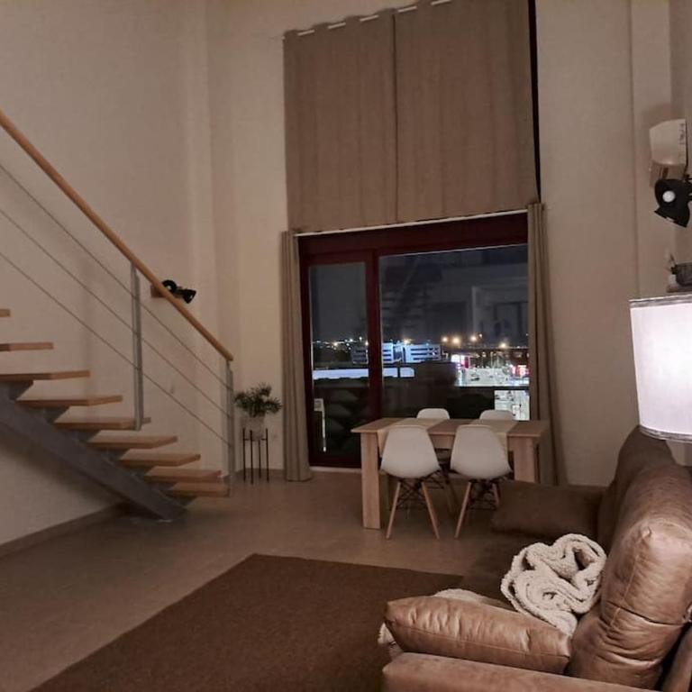 Acogedor loftcon garaje a 10min del aeropuerto e IFEMA - One-Bedroom Apartment - 13