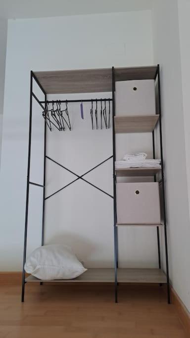 Acogedor loftcon garaje a 10min del aeropuerto e IFEMA - One-Bedroom Apartment - 18