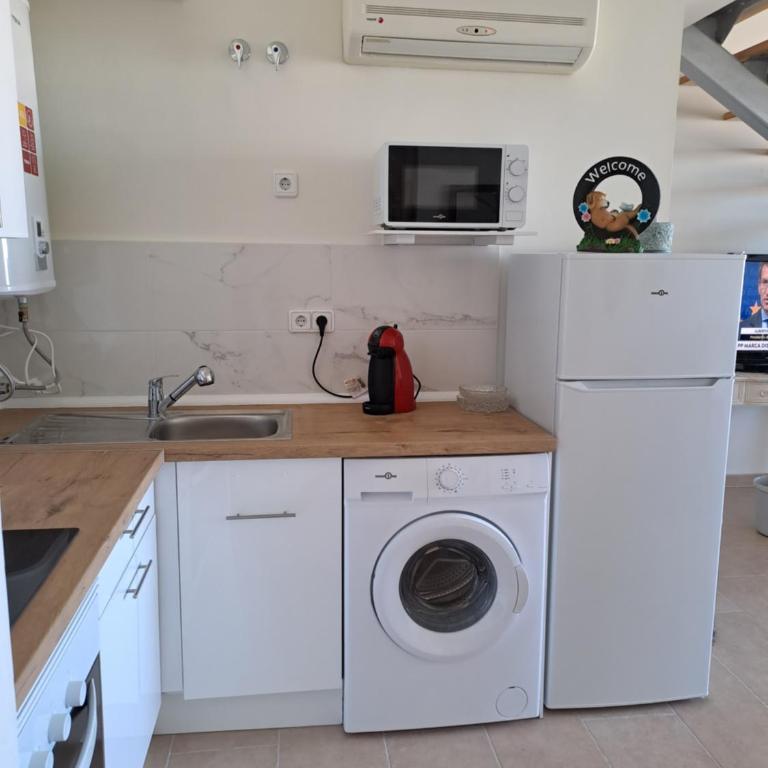 Acogedor loftcon garaje a 10min del aeropuerto e IFEMA - One-Bedroom Apartment - 24