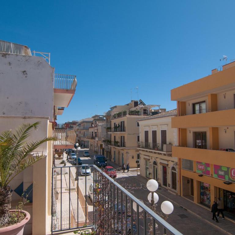 Terrazza sul Corso - Ferienhaus - 80