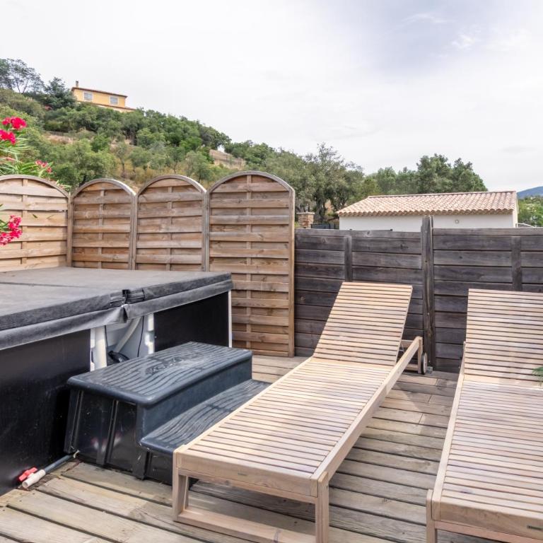 Camping Lou Cabasson - Mobile Home 3 Chambres Supérieur avec Spa (6-8 Adultes) - 5