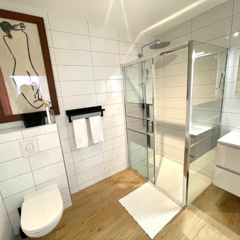 Magnifique 2 pièces, tout équipé, terrasse privée - Appartement 1 Chambre - 13
