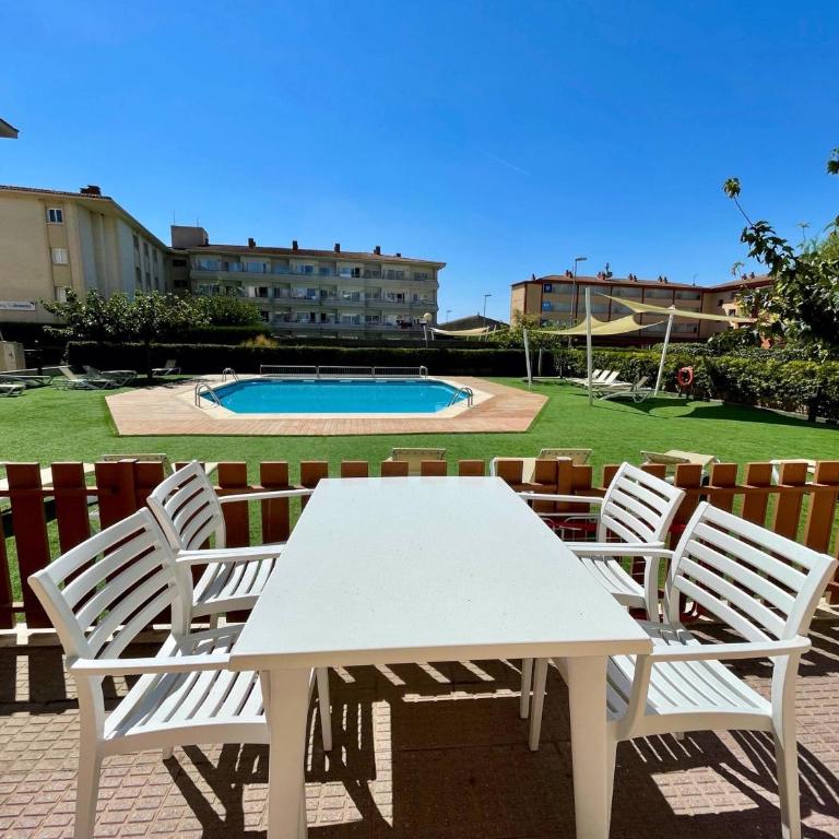 Festastar 103 - Apartment with Pool View - 3