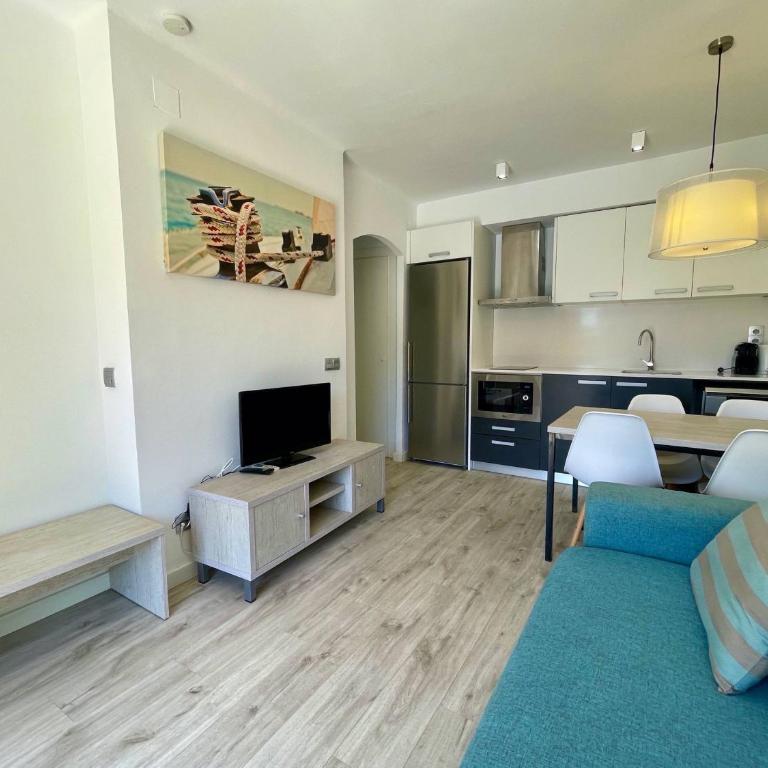 Festastar 103 - Apartment with Pool View - 18