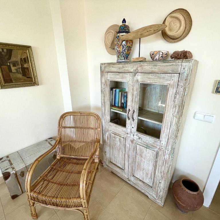 Lovely 2 bed apartment with views & communal pool - Apartment with Sea View - 21