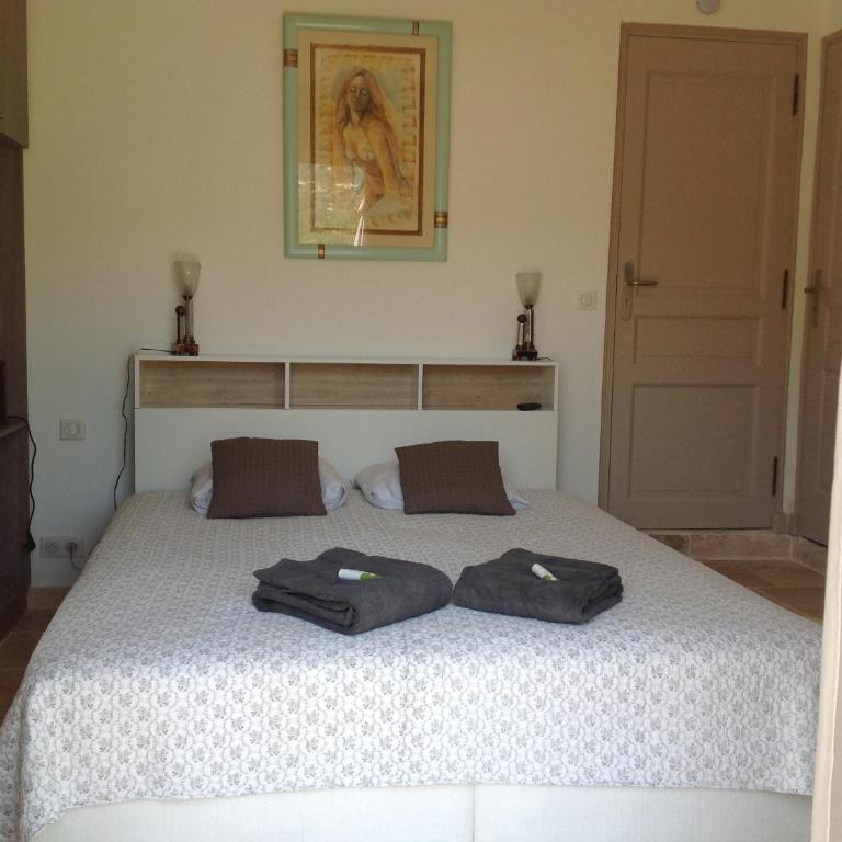 Mas Madilauric 2 BNB - Chambre Double - Vue sur Piscine - 2