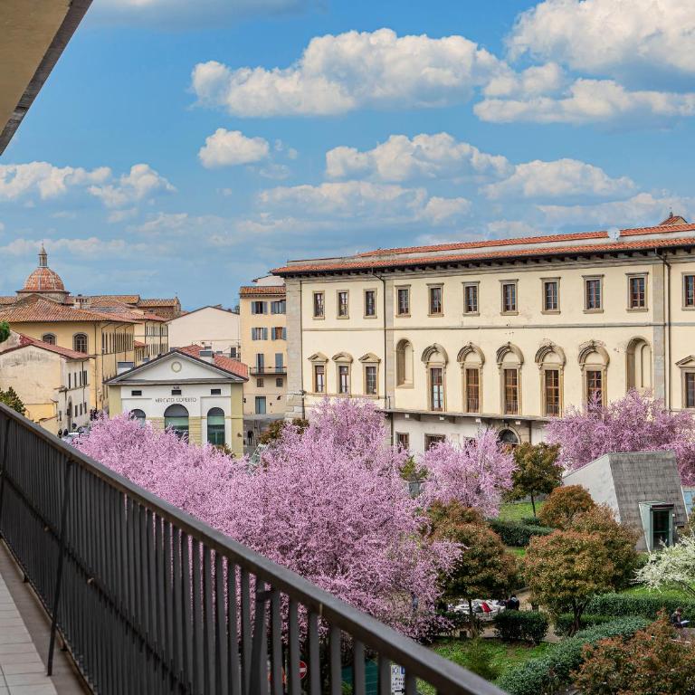 Vista sulle Poste Arezzo Centro - Appartamento con 3 Camere da Letto - 1
