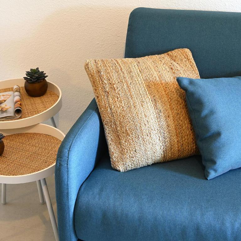 Charmant studio 2à4 pers avec jardin et place de parking situé à 5 min à pied de la mer - Studio avec Terrasse - 12