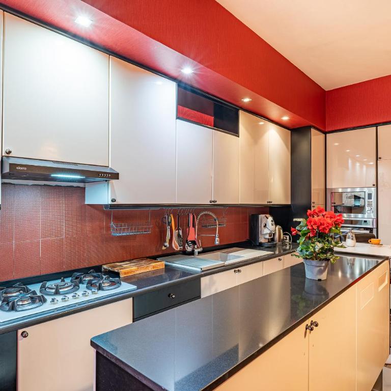 Vista sulle Poste Arezzo Centro - Appartamento con 3 Camere da Letto - 37