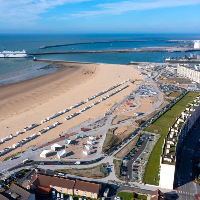 BORD DE PLAGE.Magnifique Appartement face Mer. - Appartement 2 Chambres - 21