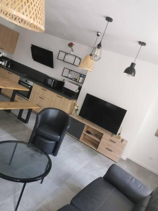 Agréable maison de ville - Maison 4 Chambres - 29