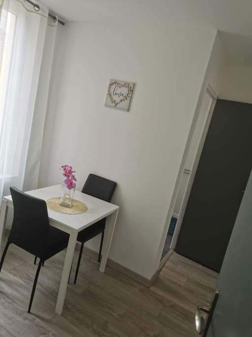 Agréable maison de ville - Maison 4 Chambres - 34