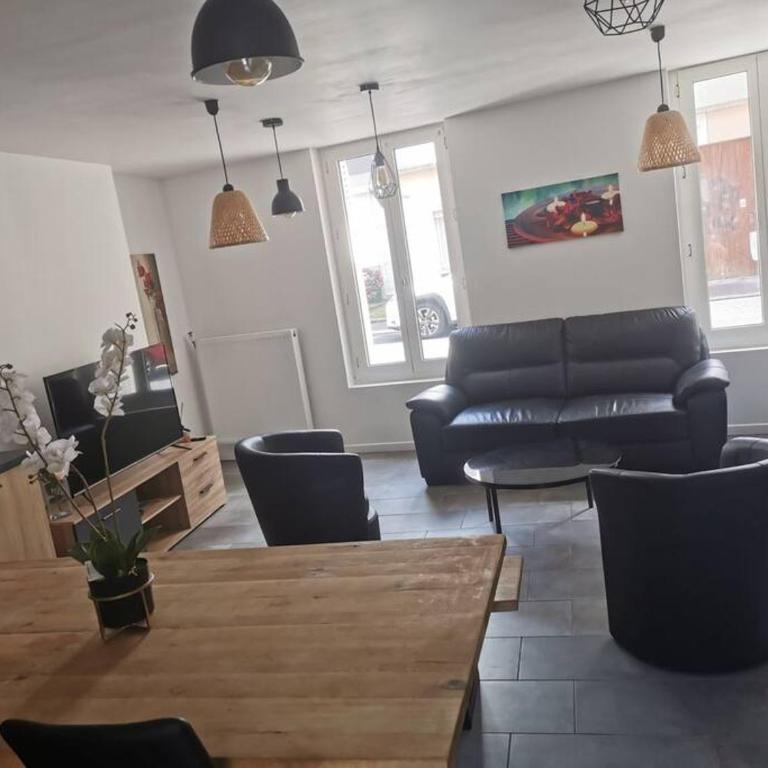 Agréable maison de ville - Maison 4 Chambres - 38