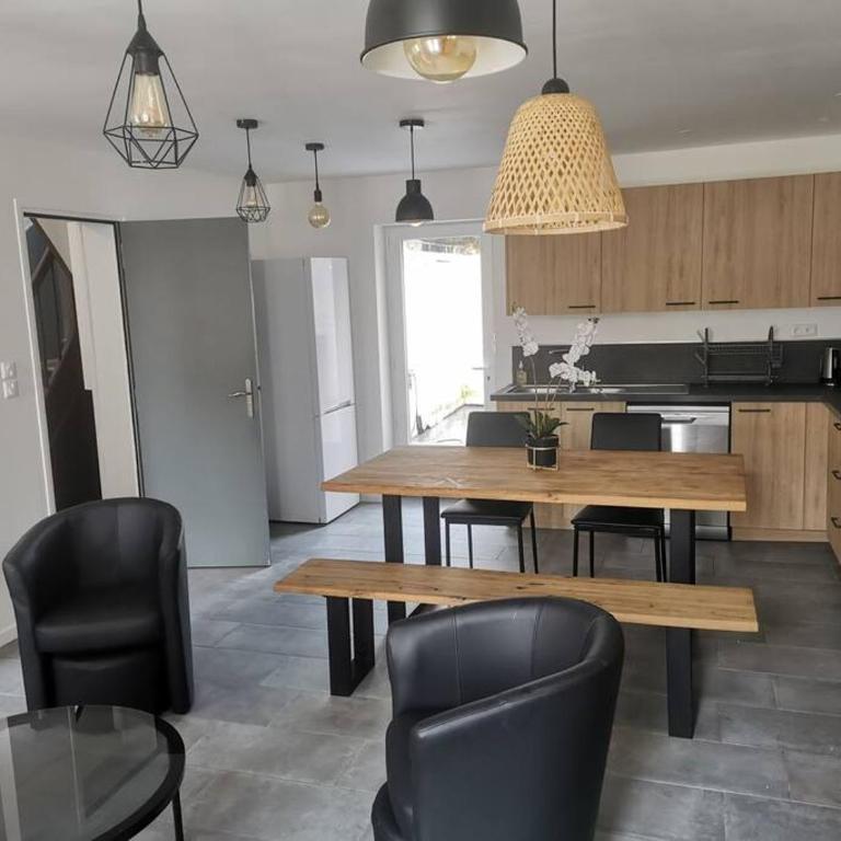 Agréable maison de ville - Maison 4 Chambres - 40