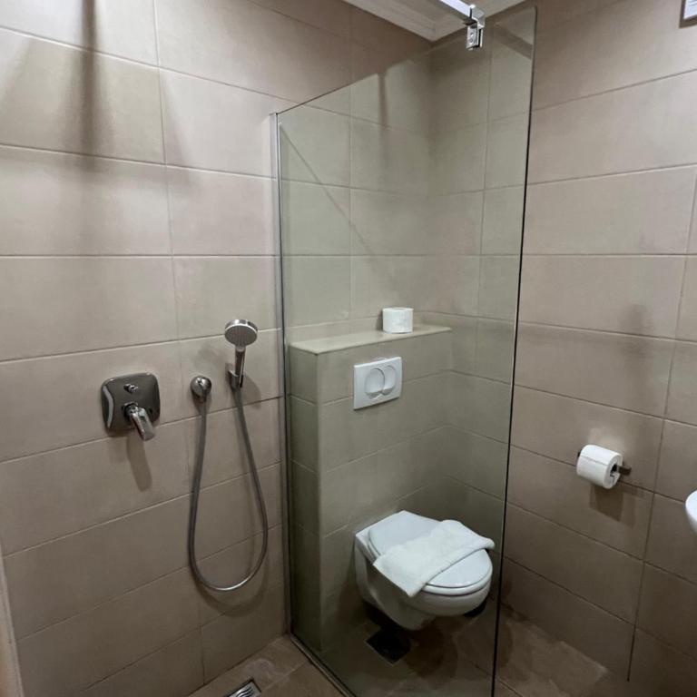Ksenia Guesthouse Apartments and Studios - Apartman sa Pogledom na Vrt - 4