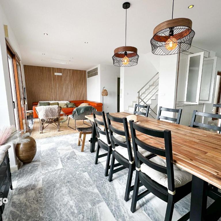 Riverview 4 Bedroom House, with Private Pool STE003 - Casa de 4 dormitorios - 8
