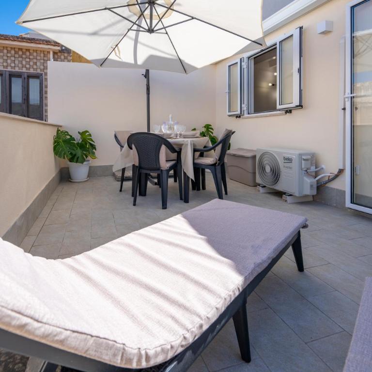 Casa Vacanze RetroScena - Junior Suite con Terrazza - 17