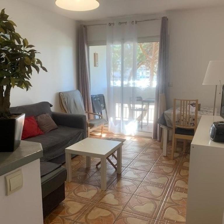T2 lumineux avec balcon près des Thermes - FR-1-503-144 - Appartement - 3