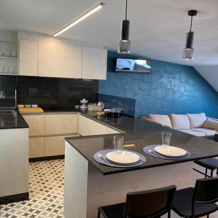 Ático 22 - céntrico, aire acondicionado y parking - Two-Bedroom Apartment - 13